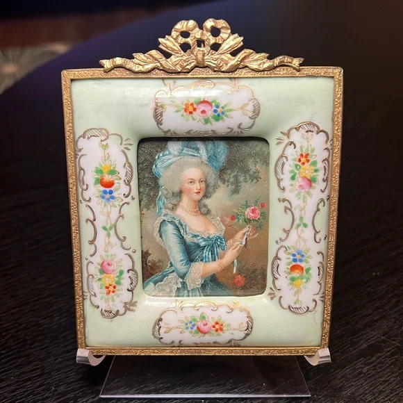 Antique French Gilt Marie Antoinette Portrait Handpainted Porcelain Wall Art - Picture 4 of 13